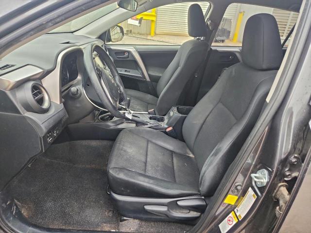 Toyota RAV4 Le Image 7