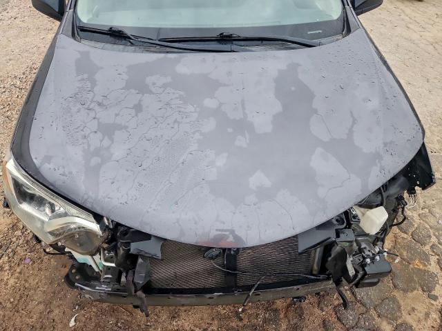 Toyota RAV4 Le Image 12