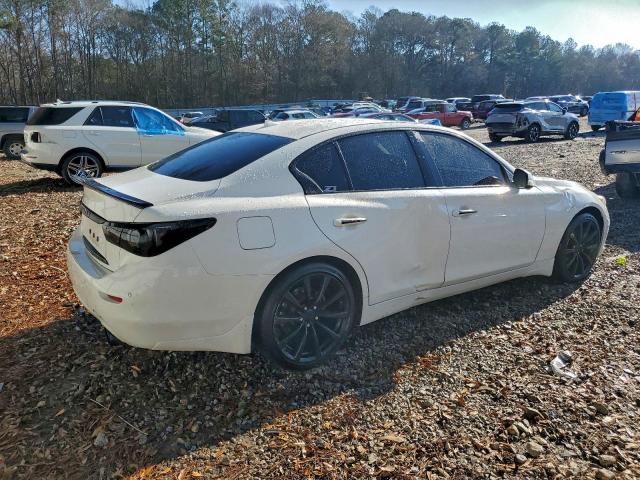 INFINITI Q50 Premium Image 2