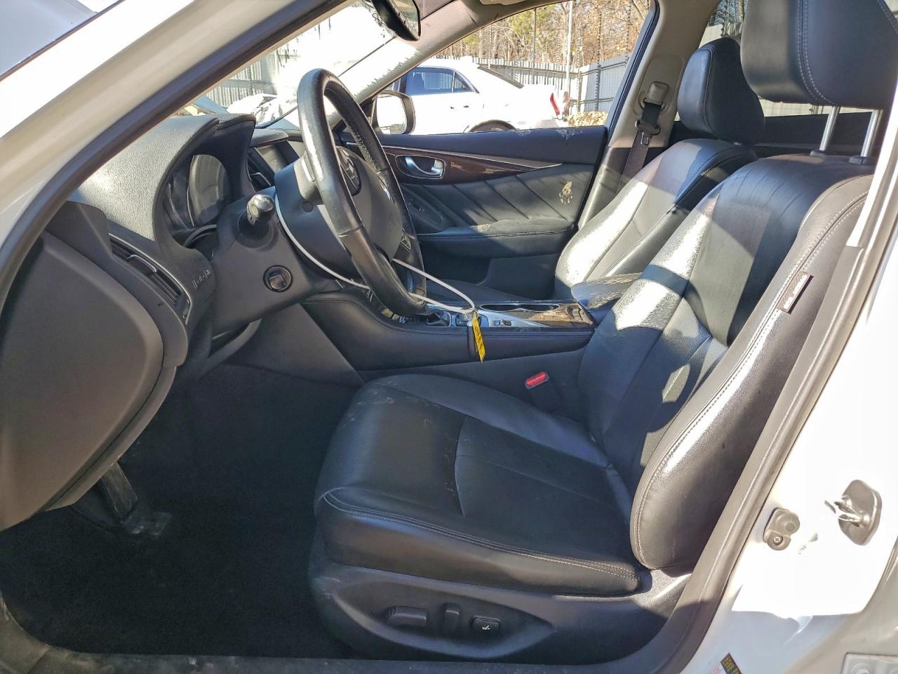 INFINITI Q50 Premium Image 4