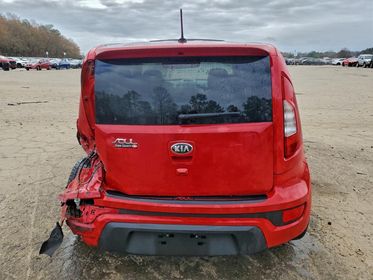 Kia Soul + Image 13