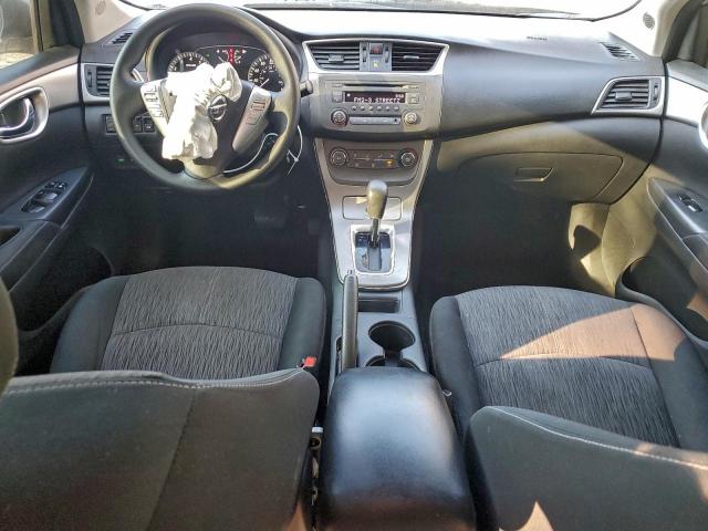 Nissan Sentra S Image 6