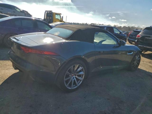 Jaguar F-TYPE Image 3
