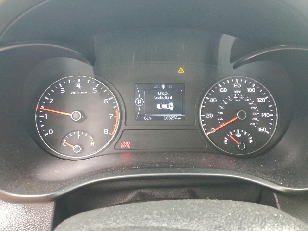 Kia Optima Lx Image 2