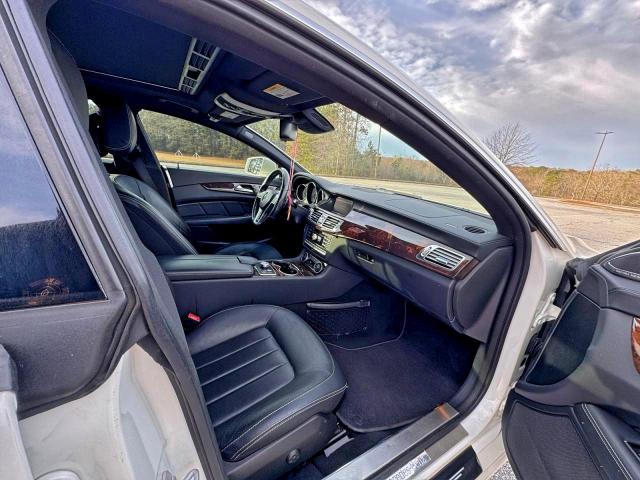 Mercedes-Benz Cls-class 550 4matic Image 8