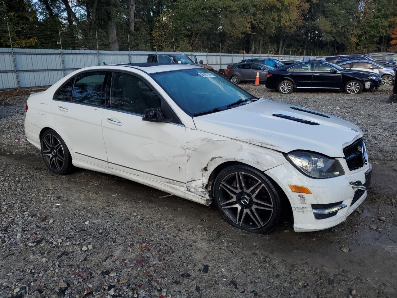 Mercedes-Benz C-Class 300 4matic Image 4