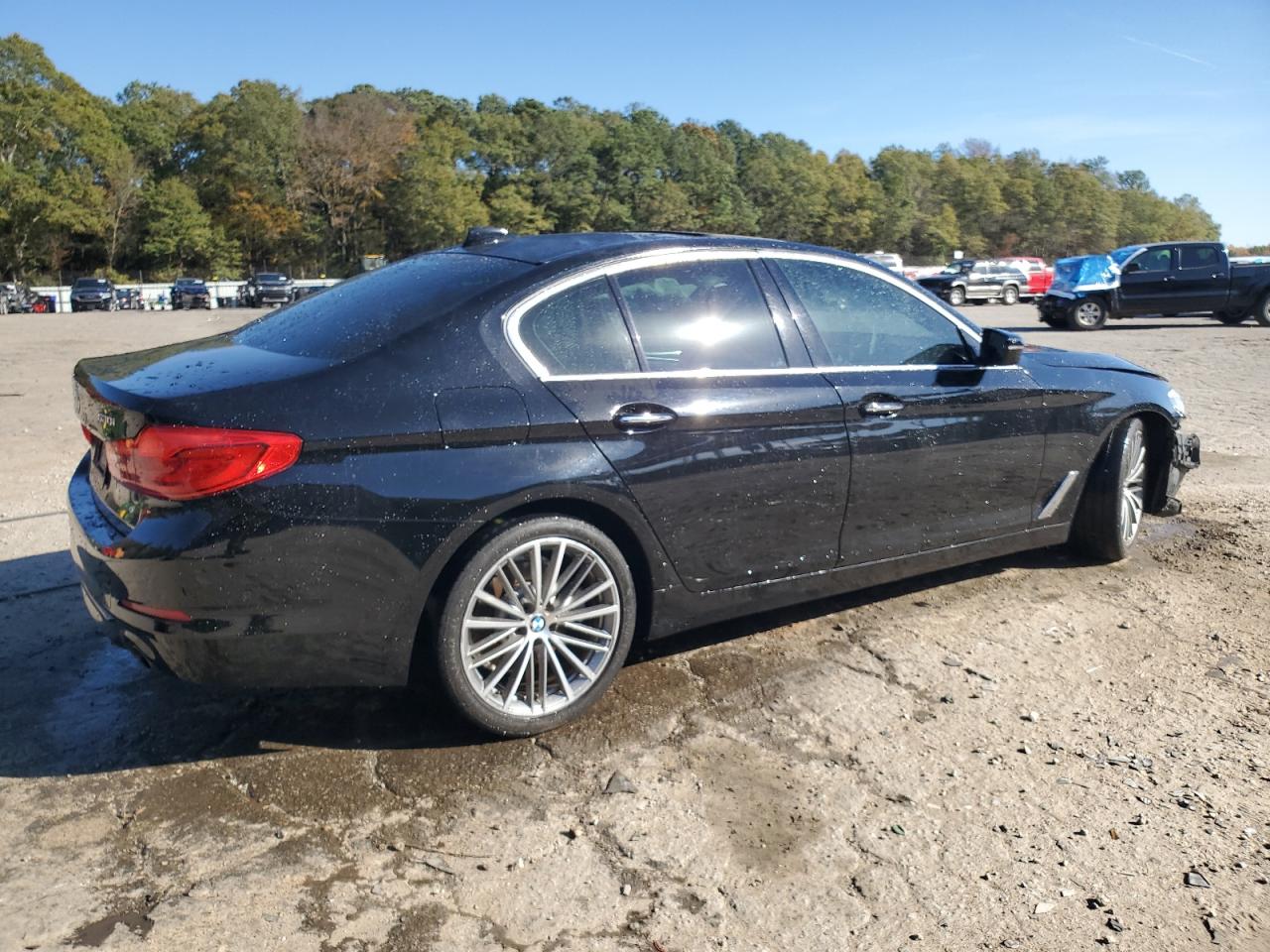 BMW 5 Series I Image 4