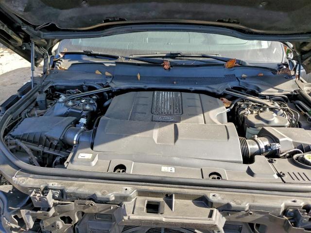 Land Rover Range Rover Supercharged Image 6