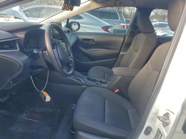 Toyota Corolla Le Image 9