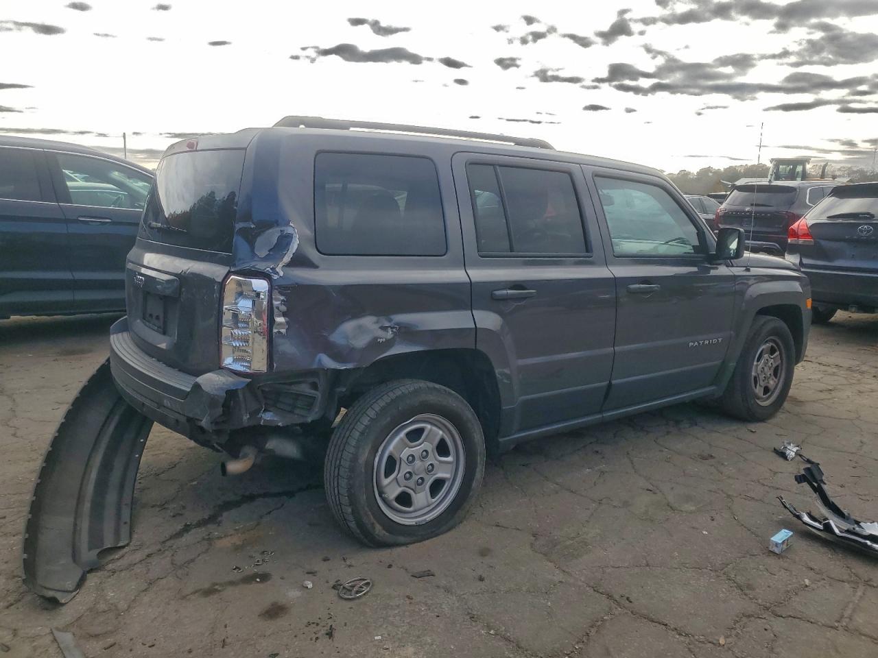 Jeep Patriot Sport Image 2