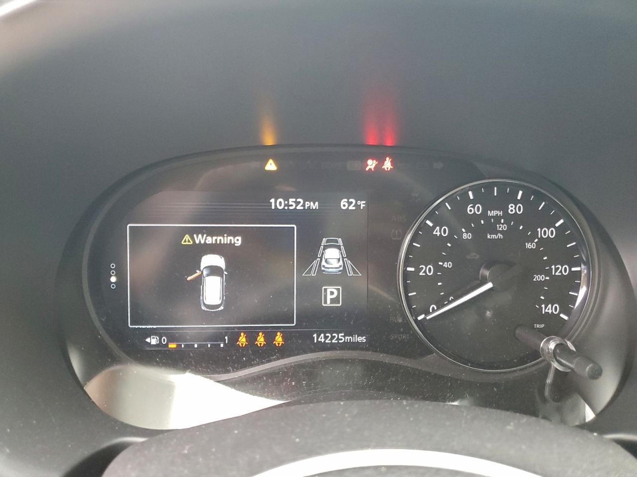 Nissan Kicks Sv Image 10