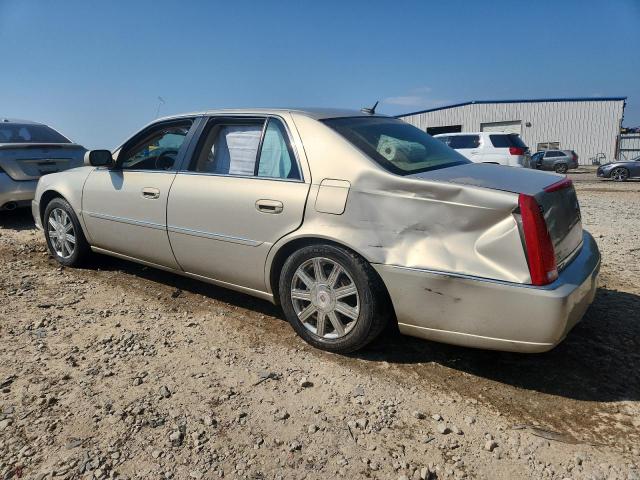 Cadillac DTS Image 2
