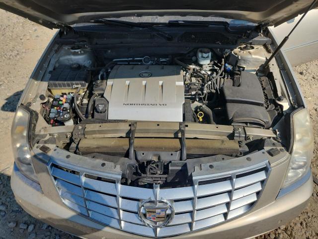 Cadillac DTS Image 10