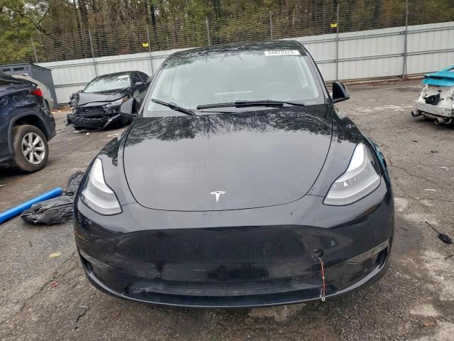 Tesla Model Y Image 3