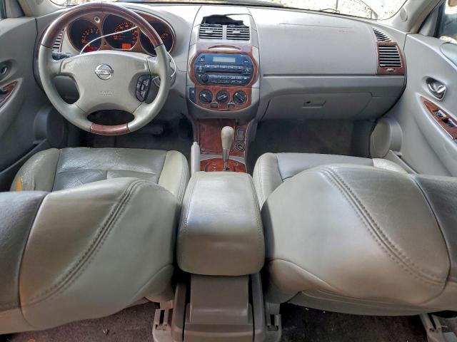 Nissan Altima Base Image 8