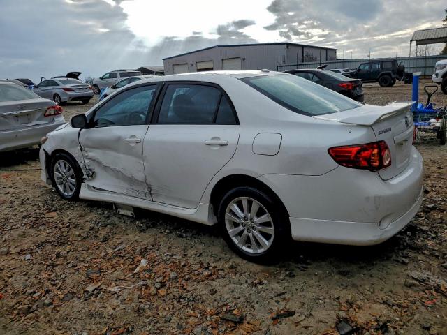 Toyota Corolla Base Image 10
