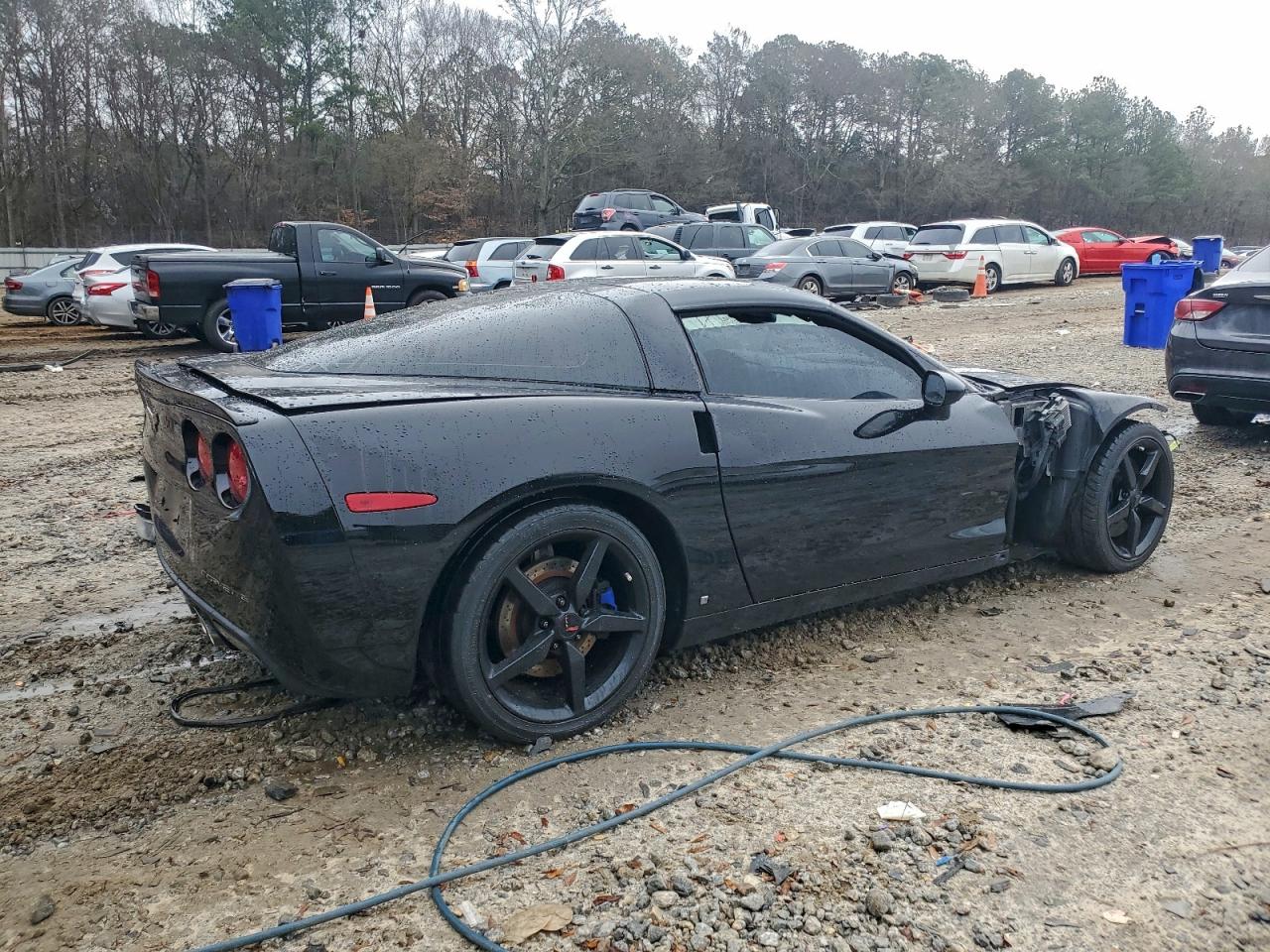 Chevrolet Corvette Image 2