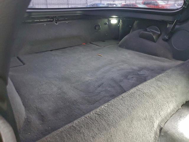 Chevrolet Corvette Image 12