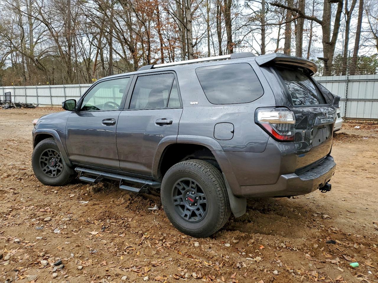 Toyota 4Runner Sr5 Image 11