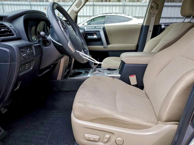 Toyota 4Runner Sr5 Image 3