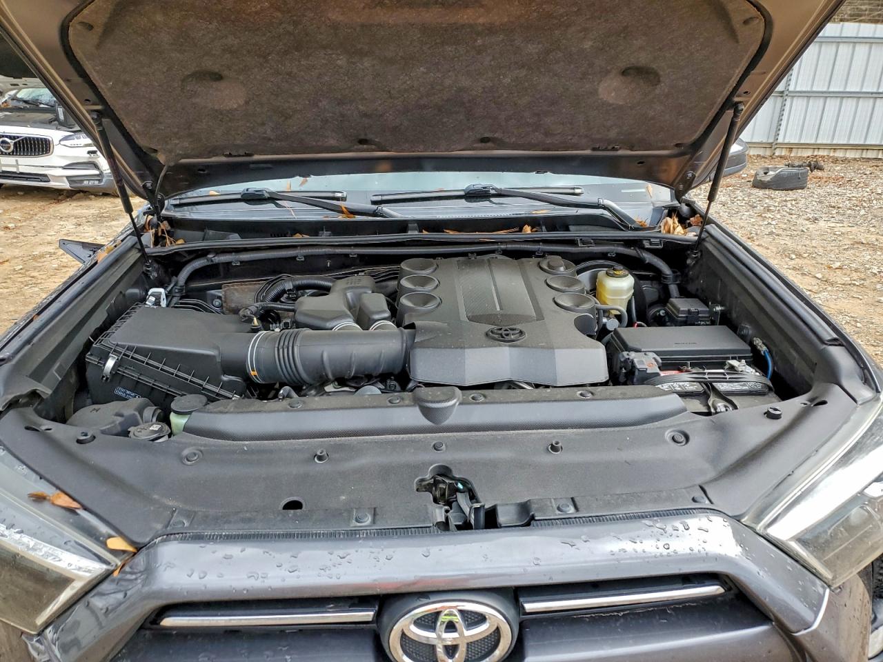 Toyota 4Runner Sr5 Image 13