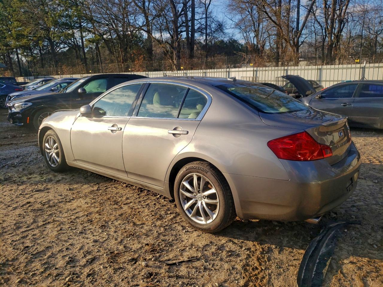 INFINITI G35 Image 2