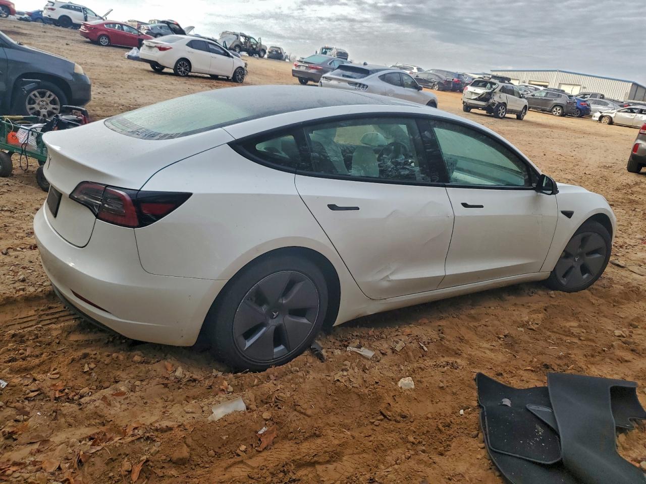 Tesla Model 3 Image 5