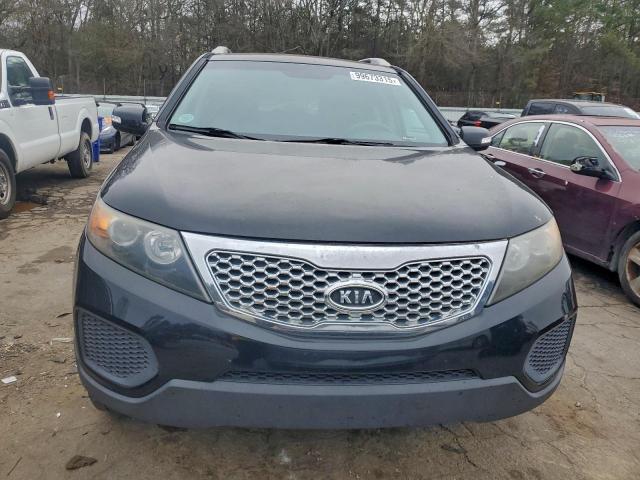 Kia Sorento Base Image 4