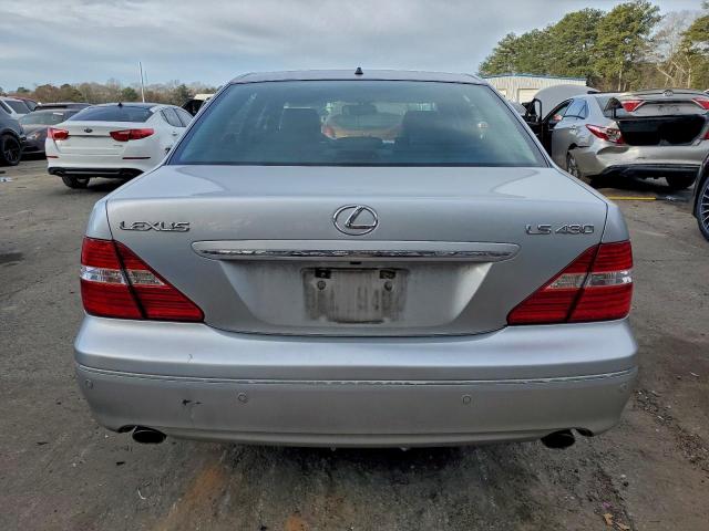 Lexus LS 430 Image 10