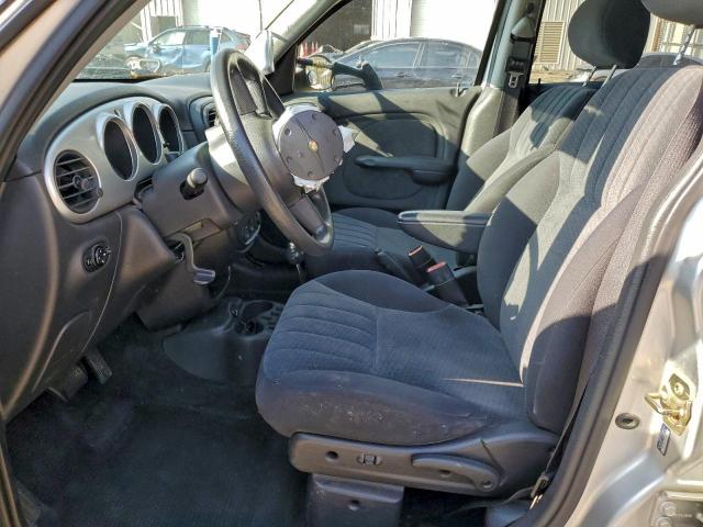 Chrysler PT Cruiser Touring Image 9