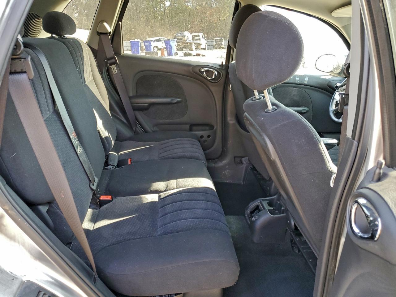 Chrysler PT Cruiser Touring Image 8