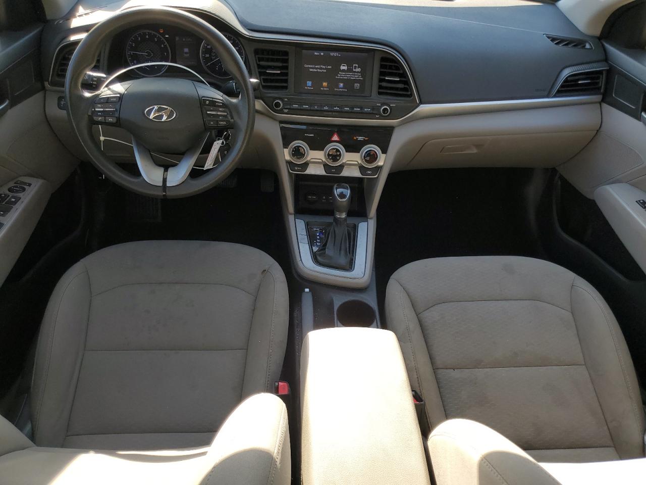 Hyundai ELANTRA Sel Image 5