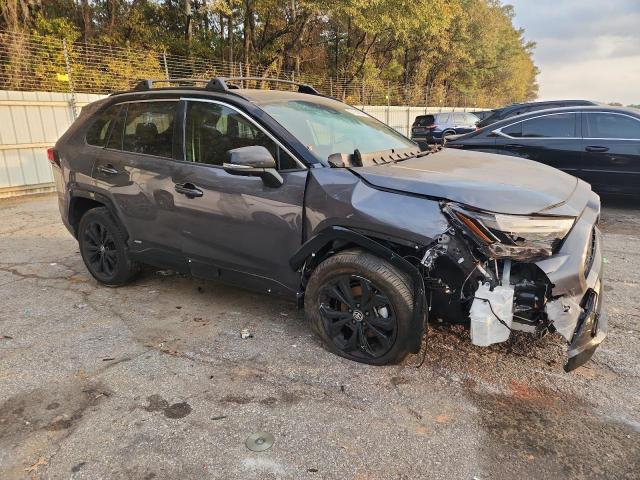 Toyota RAV4 Xse Image 4