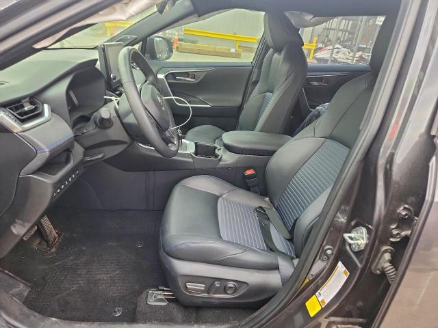 Toyota RAV4 Xse Image 5