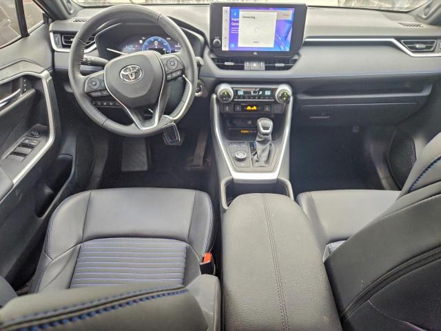 Toyota RAV4 Xse Image 7