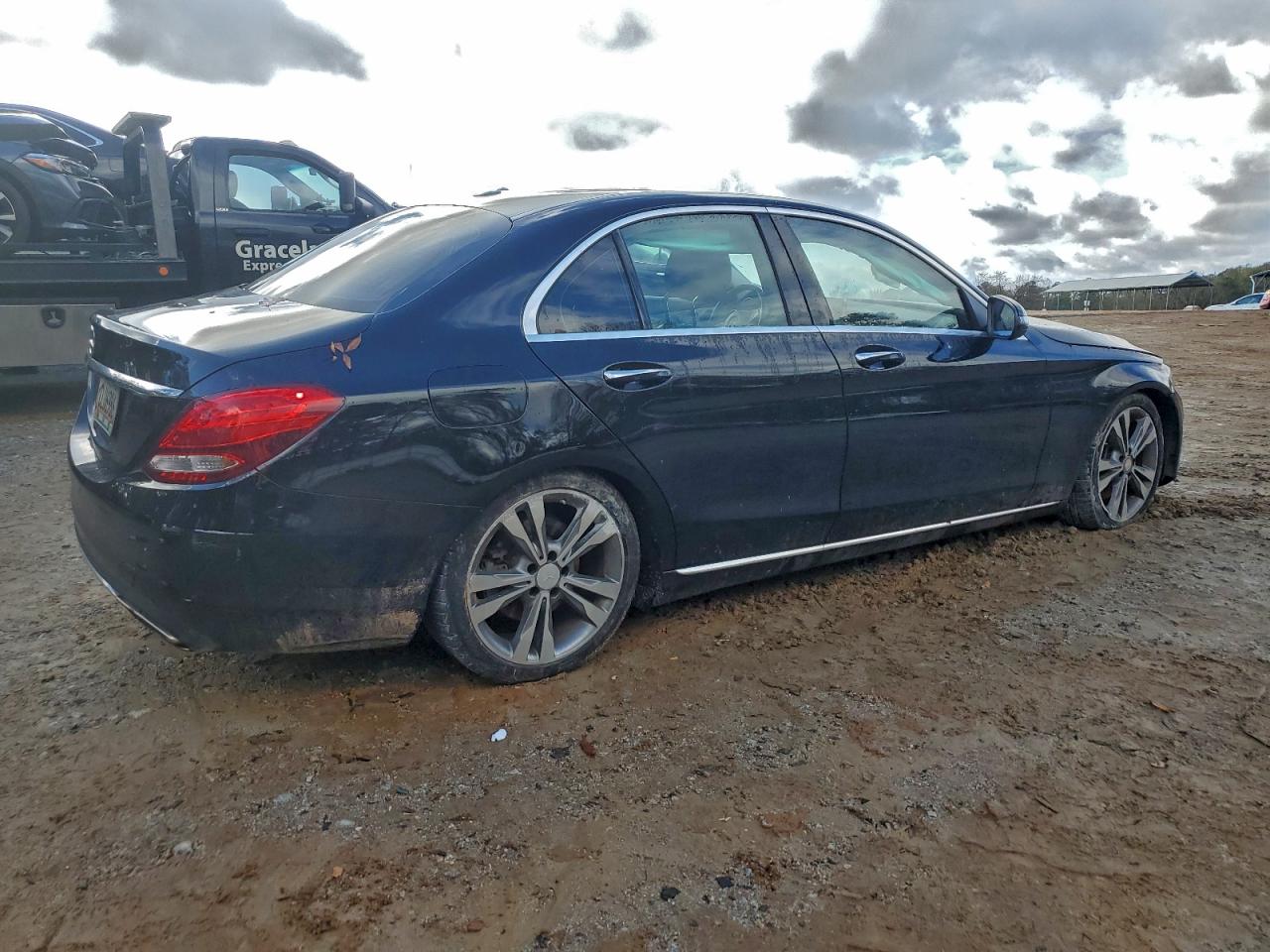 Mercedes-Benz C-Class 300 Image 2