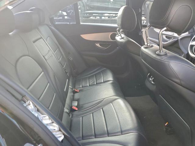 Mercedes-Benz C-Class 300 Image 9