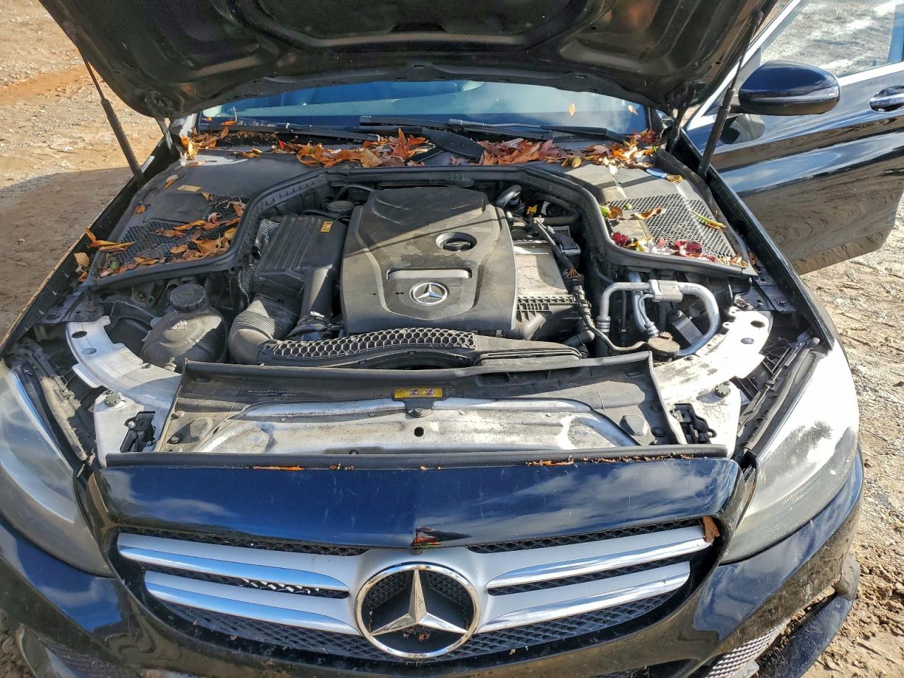 Mercedes-Benz C-Class 300 Image 6
