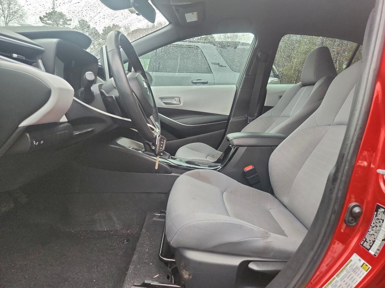 Toyota Corolla Se Image 9