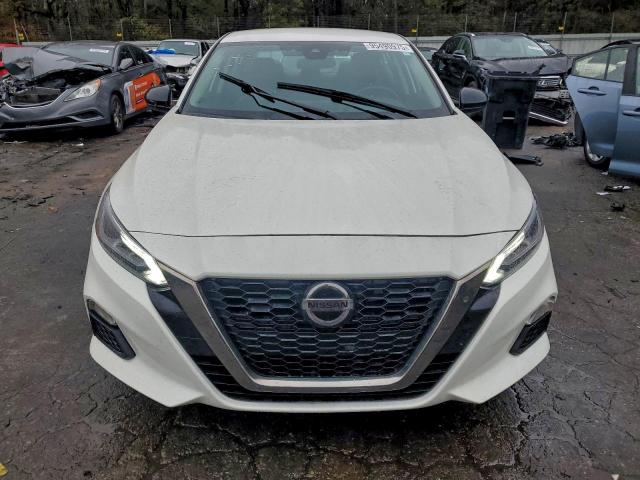 Nissan Altima Sr Image 3