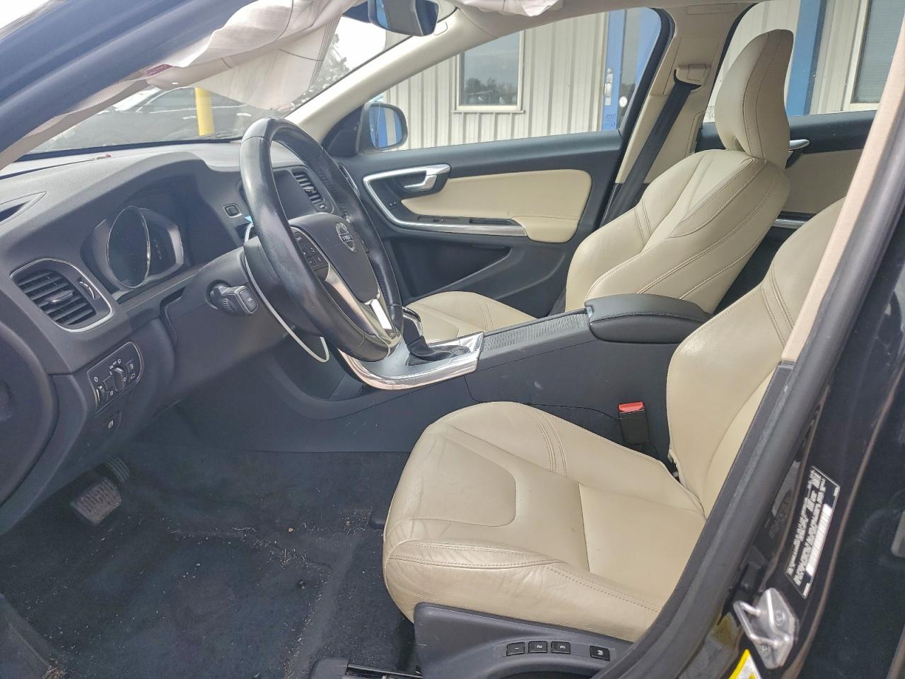 Volvo V60 T5 Dynamic Image 8