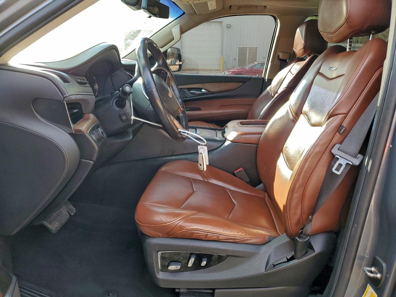 Cadillac Escalade Esv Premium Luxury Image 9