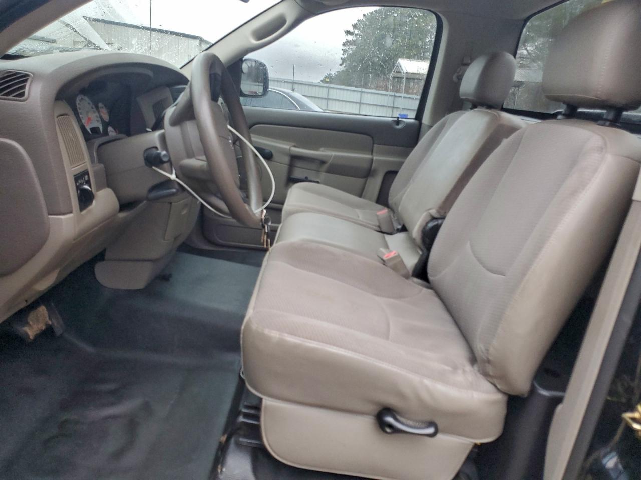 Dodge Ram 1500 St Image 9