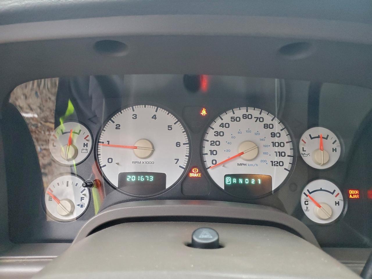 Dodge Ram 1500 St Image 11