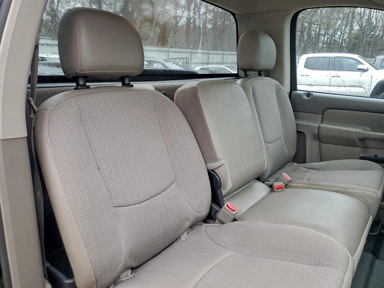 Dodge Ram 1500 St Image 10