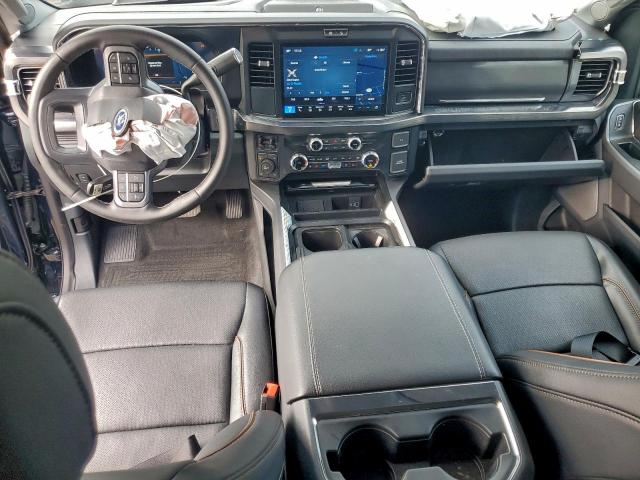 Ford F-250 Super Duty Image 12