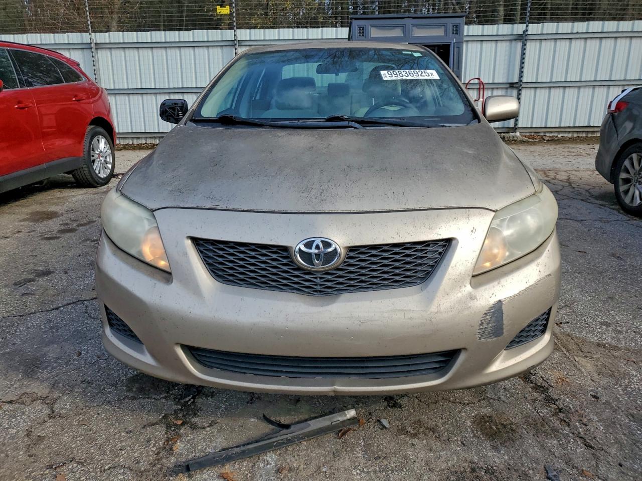 Toyota Corolla Base Image 3