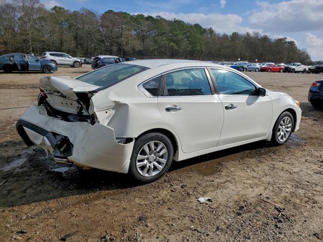 Nissan Altima 2.5 Image 2