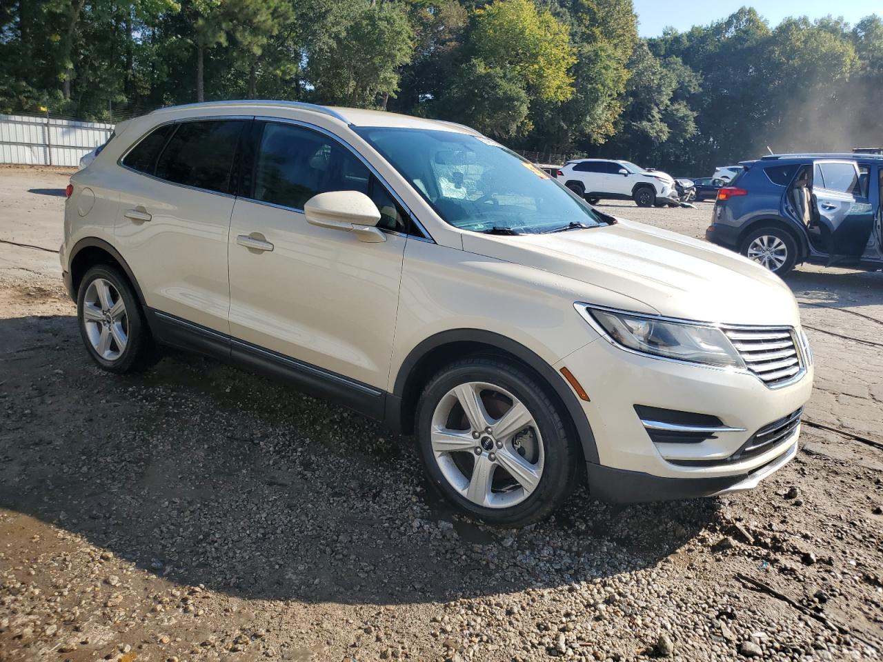 Lincoln MKC Premiere Image 4