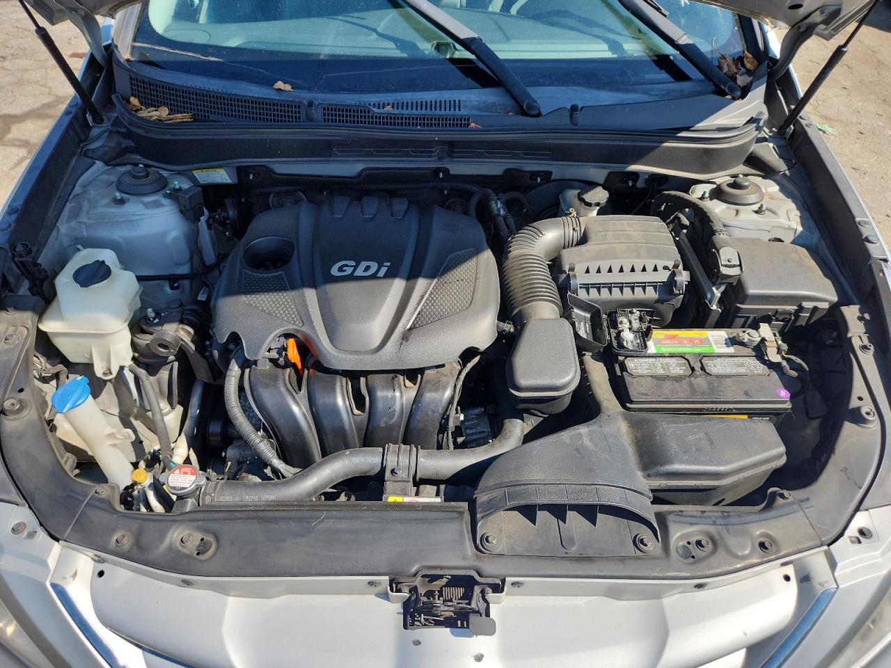 Hyundai SONATA Gls Image 2